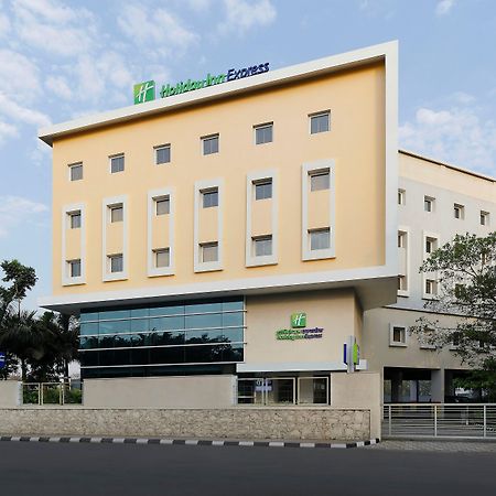 Holiday Inn Express Pune Pimpri By Ihg Extérieur photo