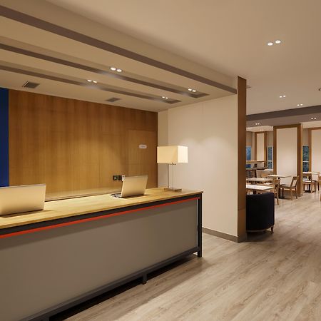 Holiday Inn Express Pune Pimpri By Ihg Extérieur photo