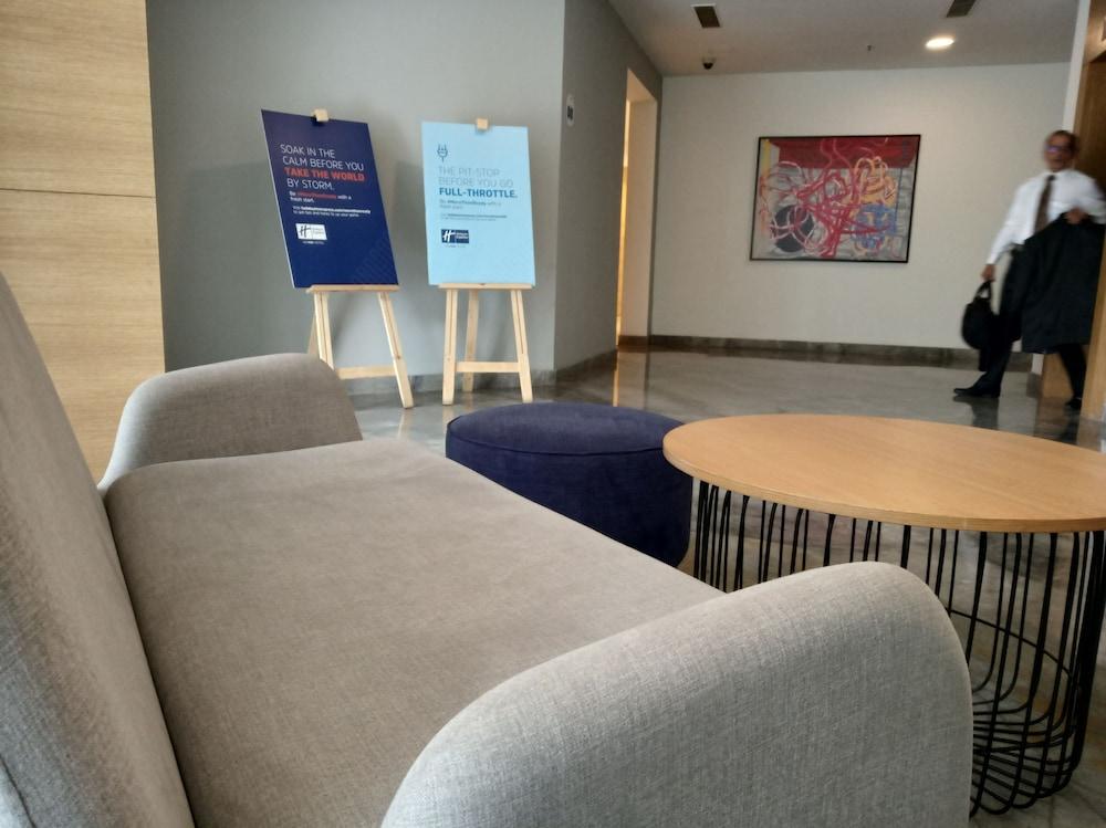 Holiday Inn Express Pune Pimpri By Ihg Extérieur photo