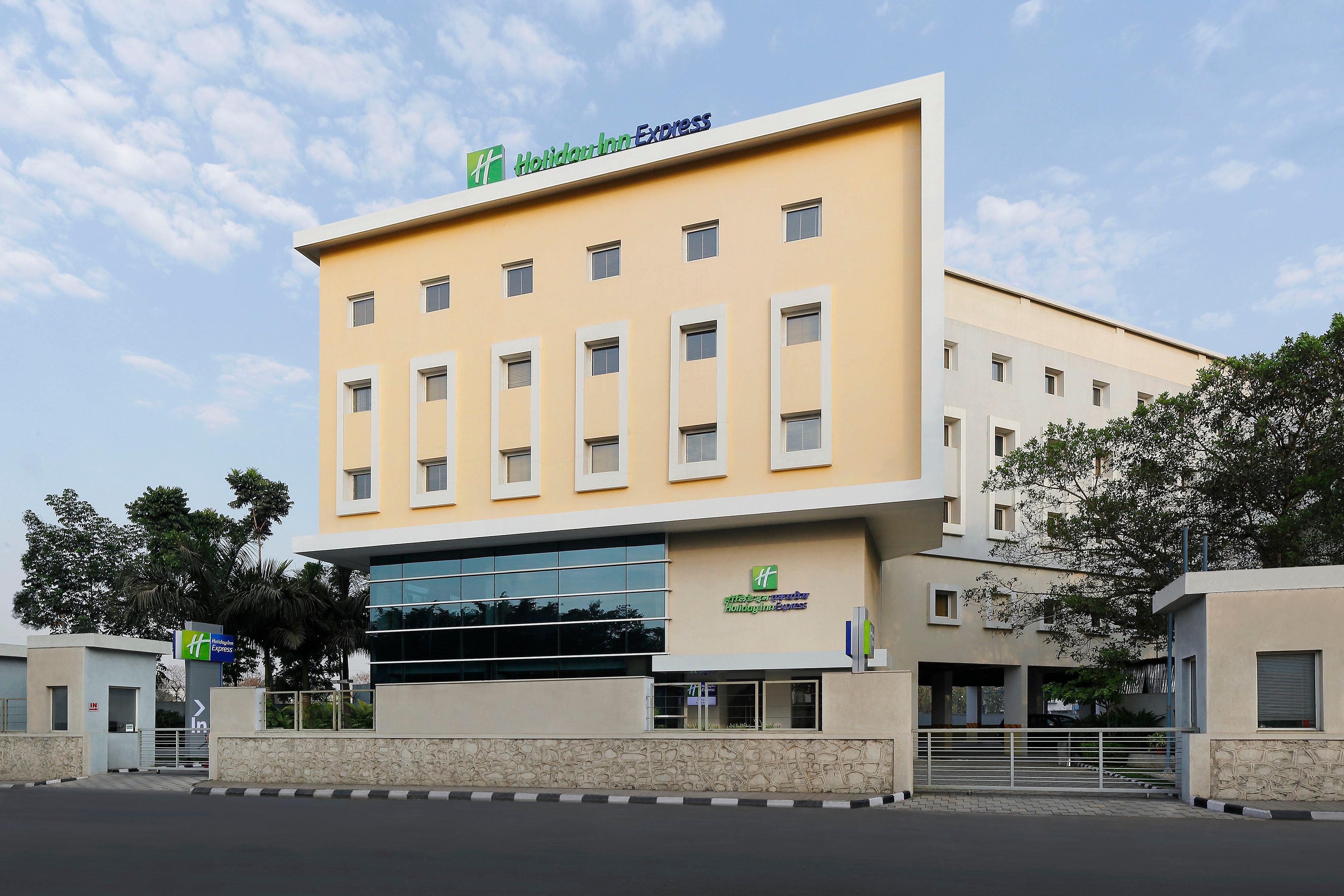 Holiday Inn Express Pune Pimpri By Ihg Extérieur photo